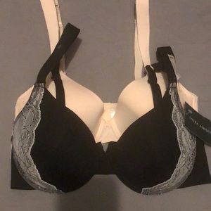 Laura Ashley set of 2 38C bras NWT